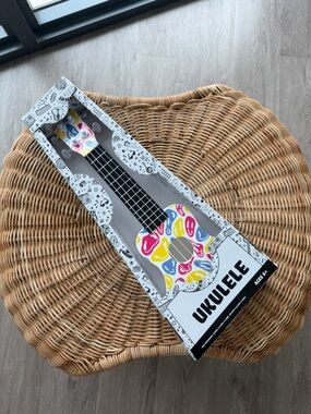 Kids Colorful Pattern Soprano Ukulele - Pink, Yellow & Blue